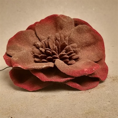 brun rød kant velouragtig gammel kunstig blomst genbrug künstliche blumen