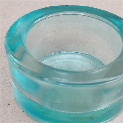 rund tyk glas beholder til fyrfad lys eller saltkar i klar turkis farve retro glas 