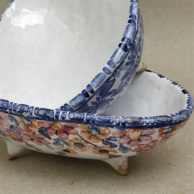 keramik skåle flot dekorerede glaserede  æggeformede på 3 ben desin Lise gammel keramik