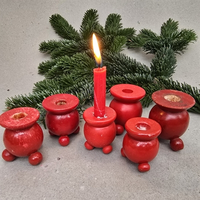 kuglestager-svenske-traestager-rode-gammel-julepynt-julestager