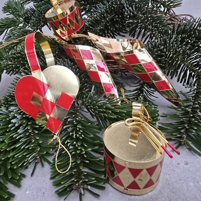 hjerte-kræmmerhuse-trommer -rødt-guld-metalophæng-retro-juletræspynt