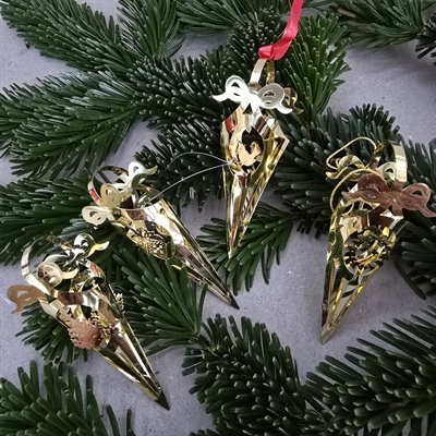 guldfolie-kræmmerhuse-retro-juletræspynt-forskellige