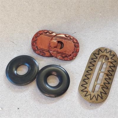 usædvanlige-bæltespænder-runde-ovale-retro-bæltespænder