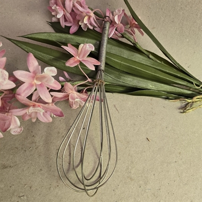 metal-piskeris-gammelt-svensk-køkkengrej