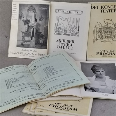 det-kongelige-teaterprogram-teater-koncert-ballet-gamle-programmer