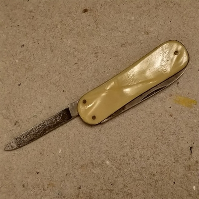 skaft i perlemorsfarvet skaft med fil og knivblad vintage kniv