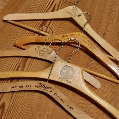 naturtrae-boejler-reklame-print-gamle-toejboejler-Illum