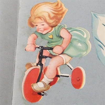 pige-trehhjulet-cykel-røde-hjul-gammelt-glansbillede