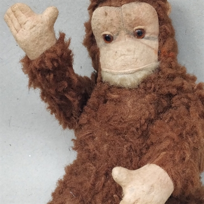 mellembrun-stor.plys-abe-bevægelige-arme-ben-gammelt-legedyr-krammedyr-legetøj