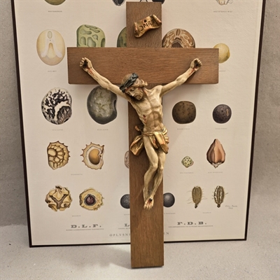 enkelt-natur-trækors-jesus-i-metal-gammelt-tysk-korsfæstet-jesusfigur