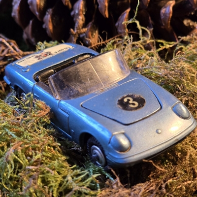 soelv-lyseblaa-Lotus-Elan-s2-modelbil-cabriolet-Gorgi-toys-legetoejsbil
