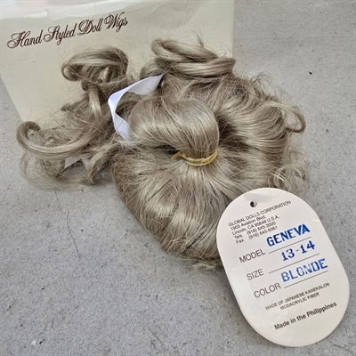 dukkeparyk-lyst-haar-blonde-style-geneva-let-bloede-kroeller