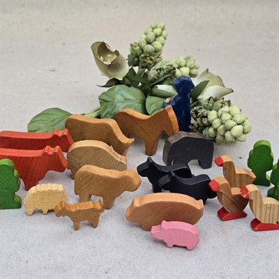 malede-traedyr-traeer-bonde-hoens-koer-hest-grise-gammelt-traelegetoej
