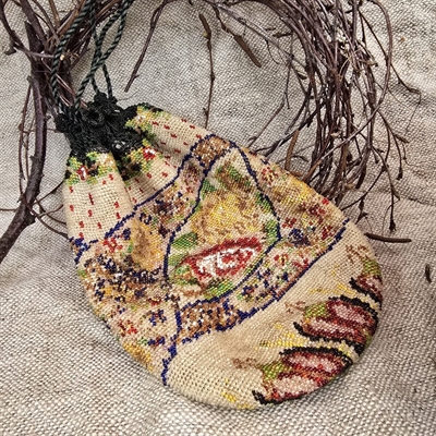 perle-posetaske-antik-aftentaske-gammel-taske-rosen-perlebroderi