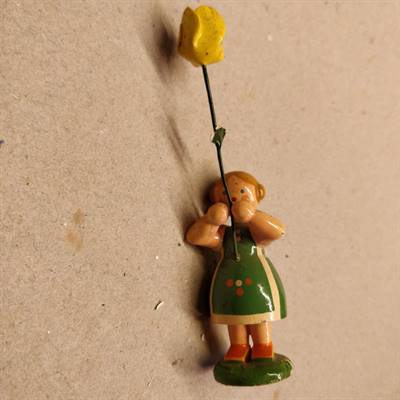 Tulipan pige i træ, figur fra Erzgebirge i Tyskland.