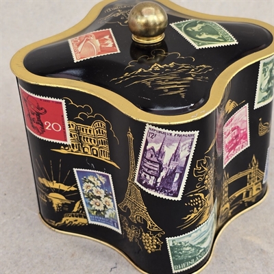 Firkantet-buede-hjørner-elegant-låg-sort-fimærkedekoration-gammel-metaldåse