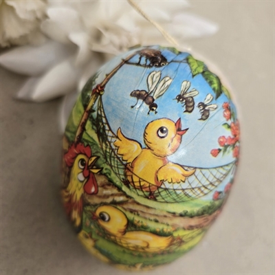 kylling-haengekoeje-hane-dekoreret-pap-paaskeaeg-gammelt-paaskepynt