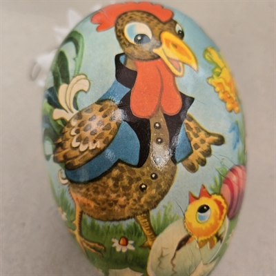 pap-paeskeaeg-dekoreret-hane-kylling-i-aeggeskal-gammel-paeskepynt