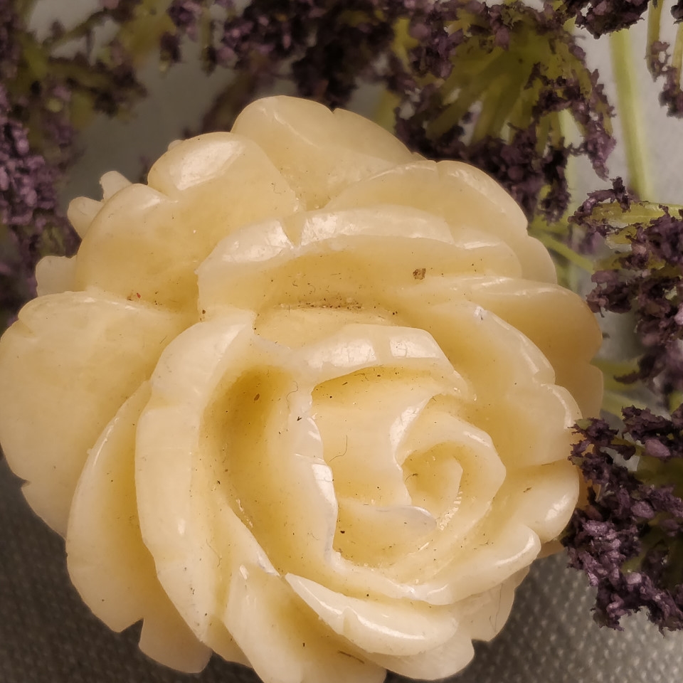 Broche Vintage Rose Crème Marc Labat - Résine, 5.7 Cm, Neuf Rare (vendu Aussi En Noir Et Rose)