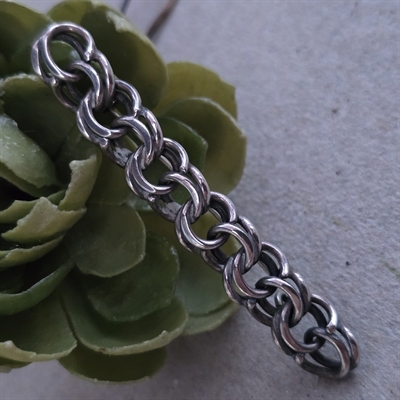 sølv-Bismarck-kæde-broche-vintage-smykke