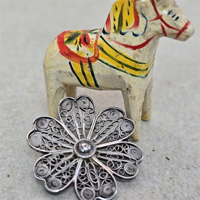 Sølv filigran blomsterbroche, gammel 925s.