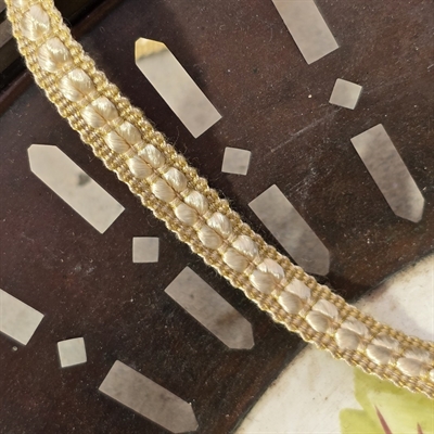 possement-baand-beige-guld-vintage-italiensk-dekorationsbaand