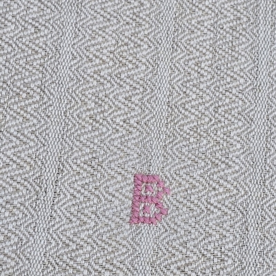 hoer-viskestykke-zig-zag-moenster-initial-B-rosa-broderi-svensk-gammelt-viskestykke-