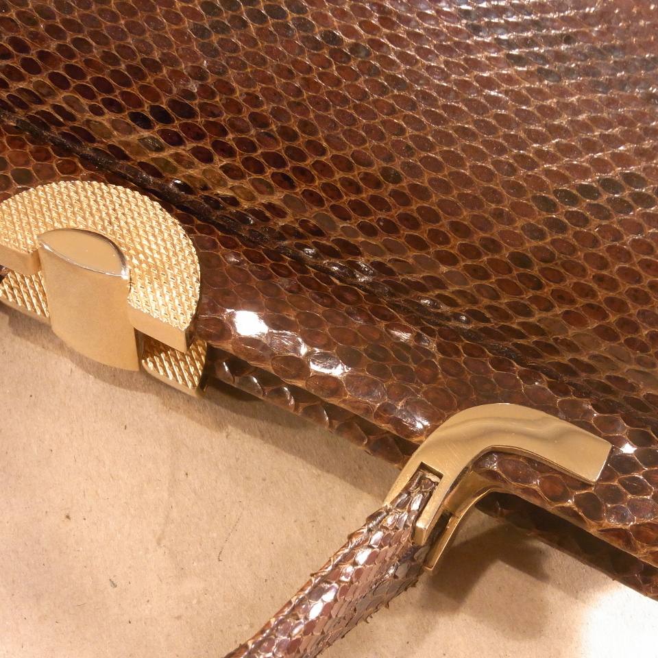 reservation udmelding at retfærdiggøre Slangeskinds taske, meget flot stand, 22x18cm, genbrug.